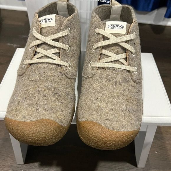 KEENMen's Mosey Chukka size 10